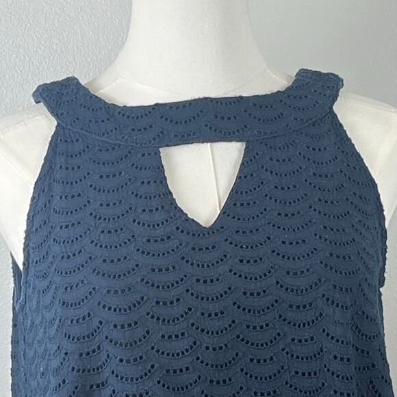 Hope & Harlow Navy Blue Eyelet Sleeveless Lined Dress Size 2 - Picture 3 of 6